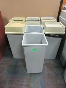 lot 151 image: RUBBERMAID TRASH BINS WITH SOME LIDS