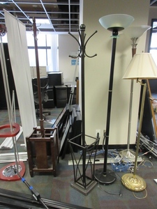 lot 164 image: BLACK TORCHIERE LAMP AND METAL UMBRELLA STAND COAT RACK