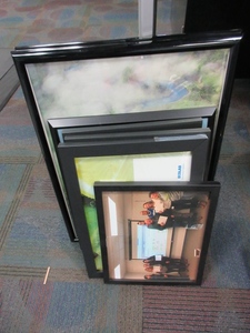 lot 189 image: BLACK  PICTURE FRAMES IN ASSORTED SIZES