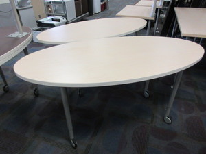 lot 231 image: STEELCASE TS SERIES OVAL TABLES
