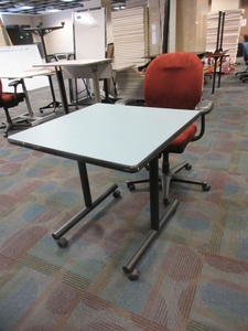 lot 307 image: HERMAN MILLER ROLLING WORK TABLE WITH CHAIR