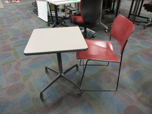 lot 338 image: HERMAN MILLER PERSONAL WORK TABLE AND A VINTAGE DAVID ROWLAND 404 CHAIR