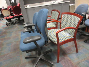 lot 351 image: HERMAN MILLER AND JASPER  CHAIRS