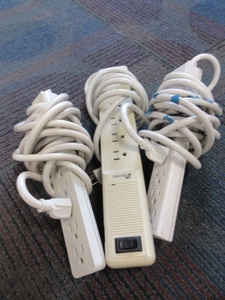lot 372 image: FELLOWES POWER STRIPSSURGE PROTECTORS