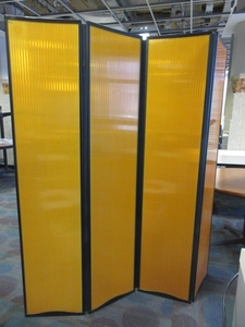 lot 206 image: PRIVACY PANELS