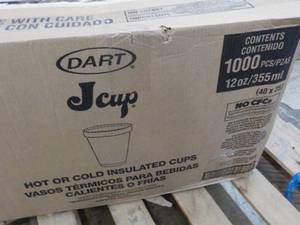 lot 9 image: Case of Dart J Cups 1000- 12 oz Hot...