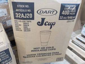 lot 13 image: Case of Dart J Cups 400 - 32oz Hot ...