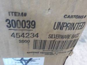 lot 34 image: 2000 Unprinted Silverware Bags...