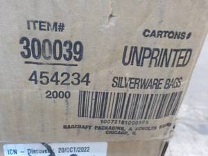 lot 35 image: 2000 Unprinted Silverware Bags...