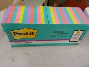 lot 69 image: 24 Post Its Cabinet Pack 3 x 3...