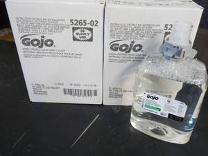 lot 142 image: 4 - 2 liter Jugs GOJO Hand Cleanser...