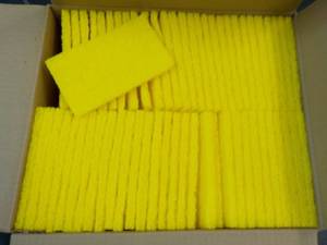 lot 219 image: 60 - 3 x 5 Yellow Scrubbing Pads...