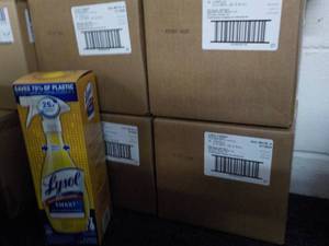 lot 220 image: 4 - 32 Count Boxes Lysol Smart Clea...