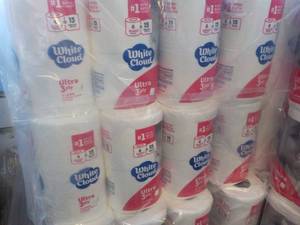 lot 261 image: 48 Rolls White Cloud 3 Ply Toilet P...