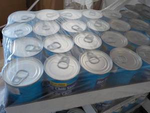 lot 277 image: 24 Pack Hot Dog Chili Sauce...