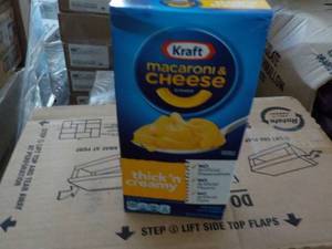 lot 318 image: 24 Pack Kraft Macaroni and Cheese 7...