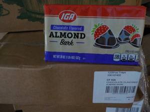 lot 319 image: Case of 12 - 20 oz Trays IGA Chocol...