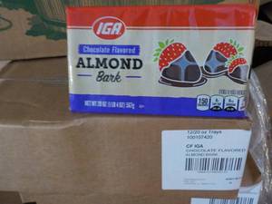 lot 321 image: Case of 12 - 20 oz Trays IGA Chocol...