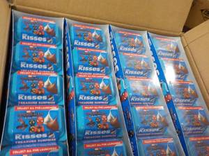 lot 368 image: 2 - 60 Count Boxes Hersheys Kisses...