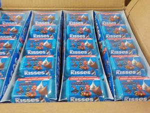 lot 370 image: 2 - 60 Count Boxes Hersheys Kisses...