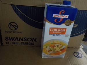 lot 376 image: Case of 12 - 32 oz Swanson Chicken ...