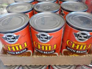 lot 395 image: 12 Pack Steak N Shake Chili with Be...