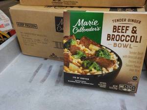 lot 407 image: 8 11.8 oz. frozen Marie Callenders...