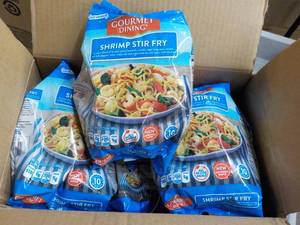lot 411 image: Gourmet Dining 6 24 oz frozen Shrim...