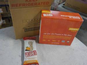 lot 443 image: 16 Pumpkin Pie Protein Bars...