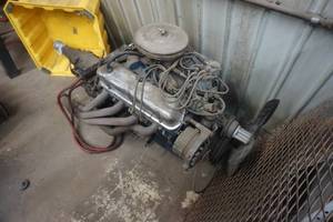 lot 6 image: 1966 Mustang 289 Cubic Inch Motor and Transmission