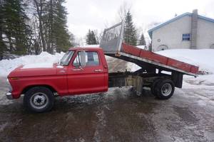 lot 4 image: 1977 Ford F-350 Custom Flat Bed Dump Box Dually Truck