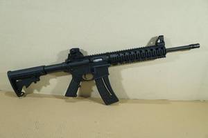 lot 5 image: Smith & Wesson M&P 15-22 .22 LR AR Format Rifle