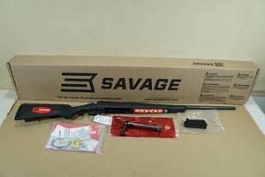 lot 9 image: NEW Savage Arms Axis .30-06 Sprg Bolt Action Rifle