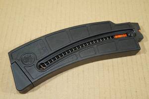 lot 34 image: Smith & Wesson .22 LR AR Format Rifle 25 Round Magazine