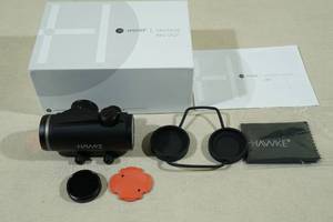 lot 62 image: Hawke Vantage Red Dot 1 x 30 9-11mm Rail Rifle Sight