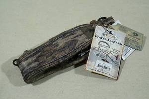 lot 81 image: Avery Hunting Gear Power Lanyard
