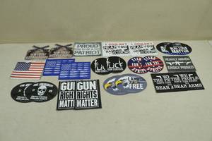 lot 85 image: Large Assortment Pro Gun Magnets