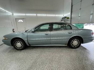 lot 21 image: 2003 Buick LeSabre Custom