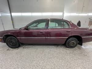lot 19B image: 2003 Buick Park Avenue