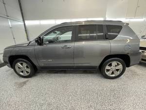 lot 13A image: 2011 Jeep Compass Sport - 4X4