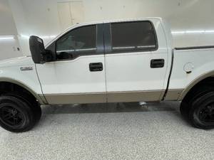 lot 17B image: 2006 Ford F-150 - 4X4