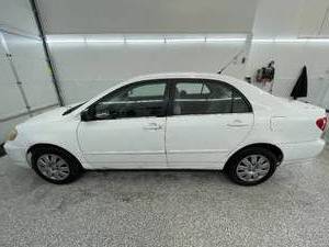 lot 12 image: 2003 Toyota Corolla LE