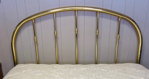 lot 53 image: Vintage Brass Queen Bed