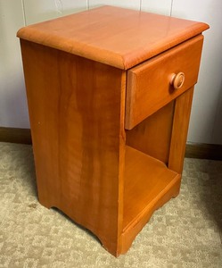 lot 46 image: Amazing Wooden Accent Table with Drawer
