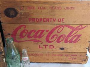 lot 105 image: Vintage Coke  Pepsi Wood Crates and Bottles