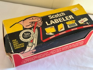 lot 83 image: Vintage Scotch Brand Label Maker