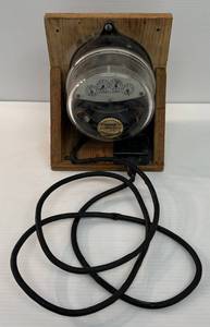 lot 29 image: Vintage Electrical Meter (Hard To Find)