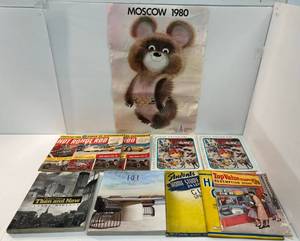 lot 31 image: Group Of Misc. Vintage Magazines And Books Including 1960 Hot Rod Magazine, St. Paul Witer Carnval Programs And More