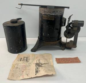 lot 45 image: Antique Biopticon Slide & Movie Viewer