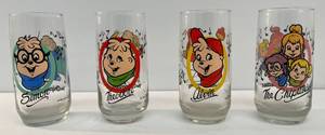 lot 56 image: Vintage 1985 The Chipmunks & The Chipettes Glasses